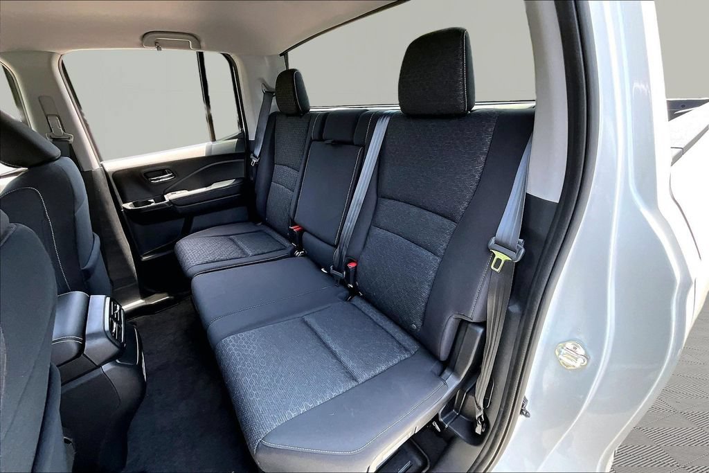 Used 2024 Honda Ridgeline Sport image 18