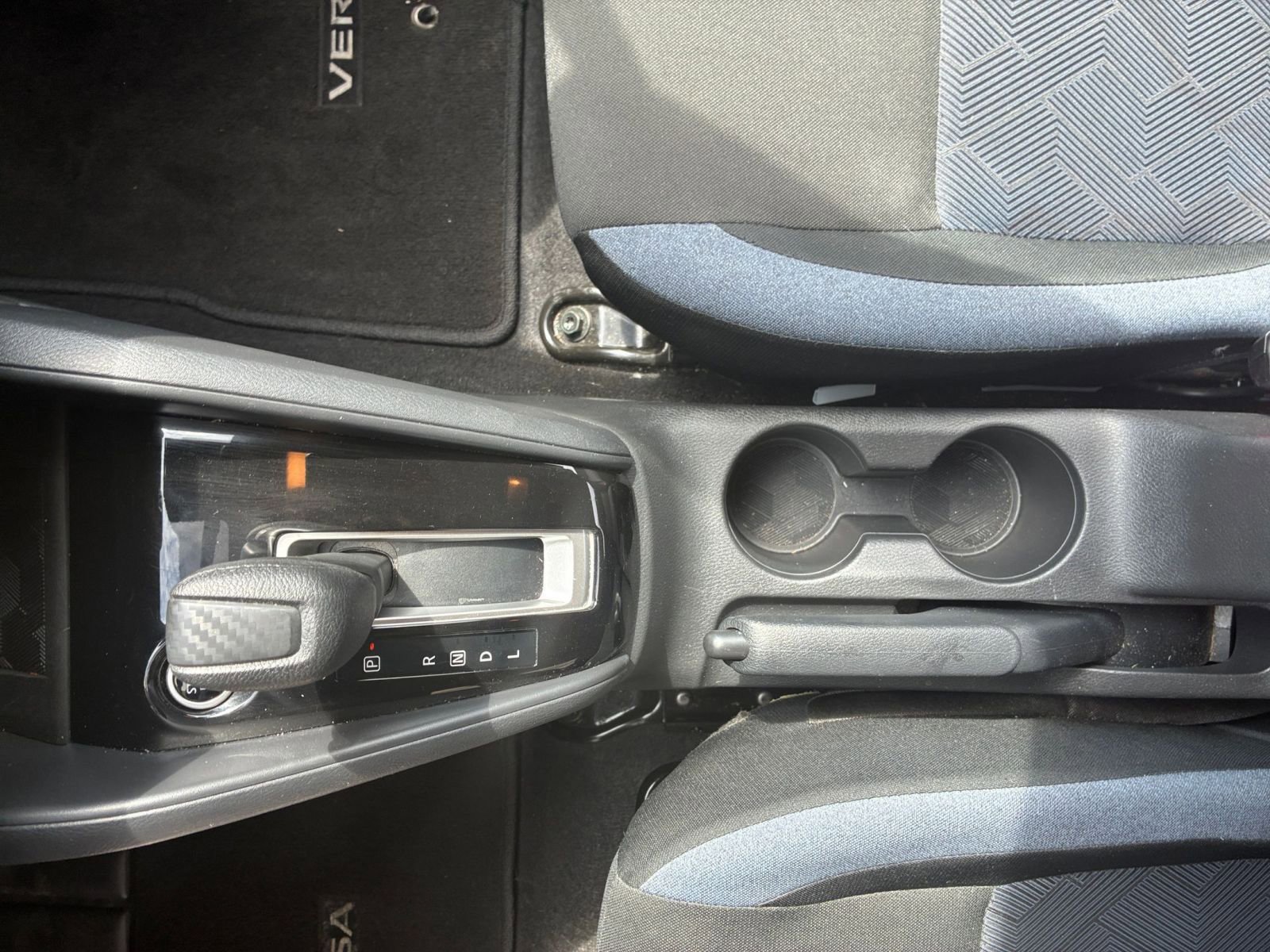 Used 2025 Nissan Versa SV FWD image 40