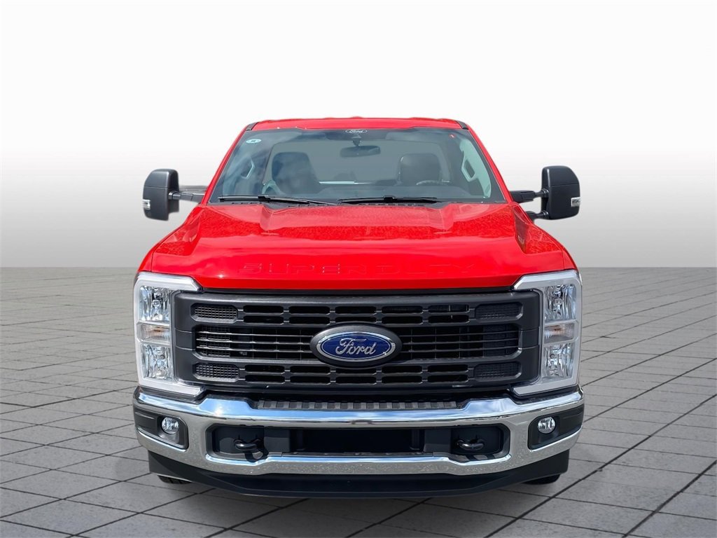 New 2026 Ford F350 XLT image 3
