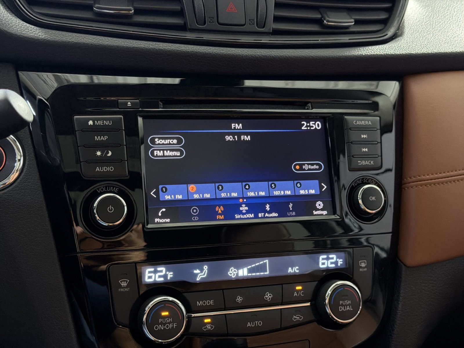 Used 2019 Nissan Rogue SL w/ Premium Package AWD/4WD image 34