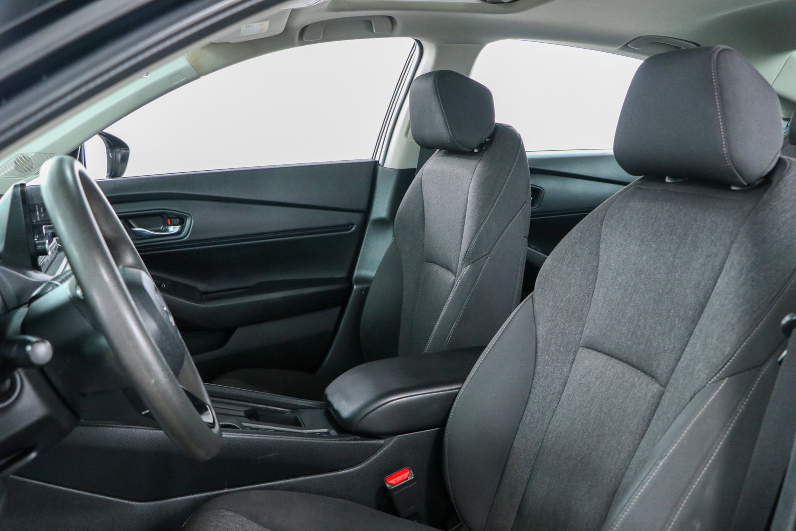 Used 2025 Honda Accord SE image 24