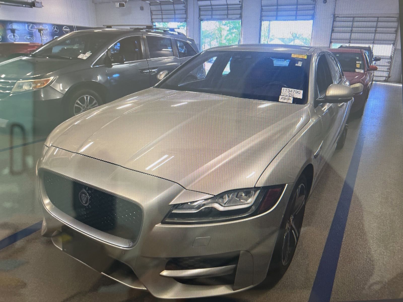 Used 2017 Jaguar XF R-Sport AWD/4WD image 2