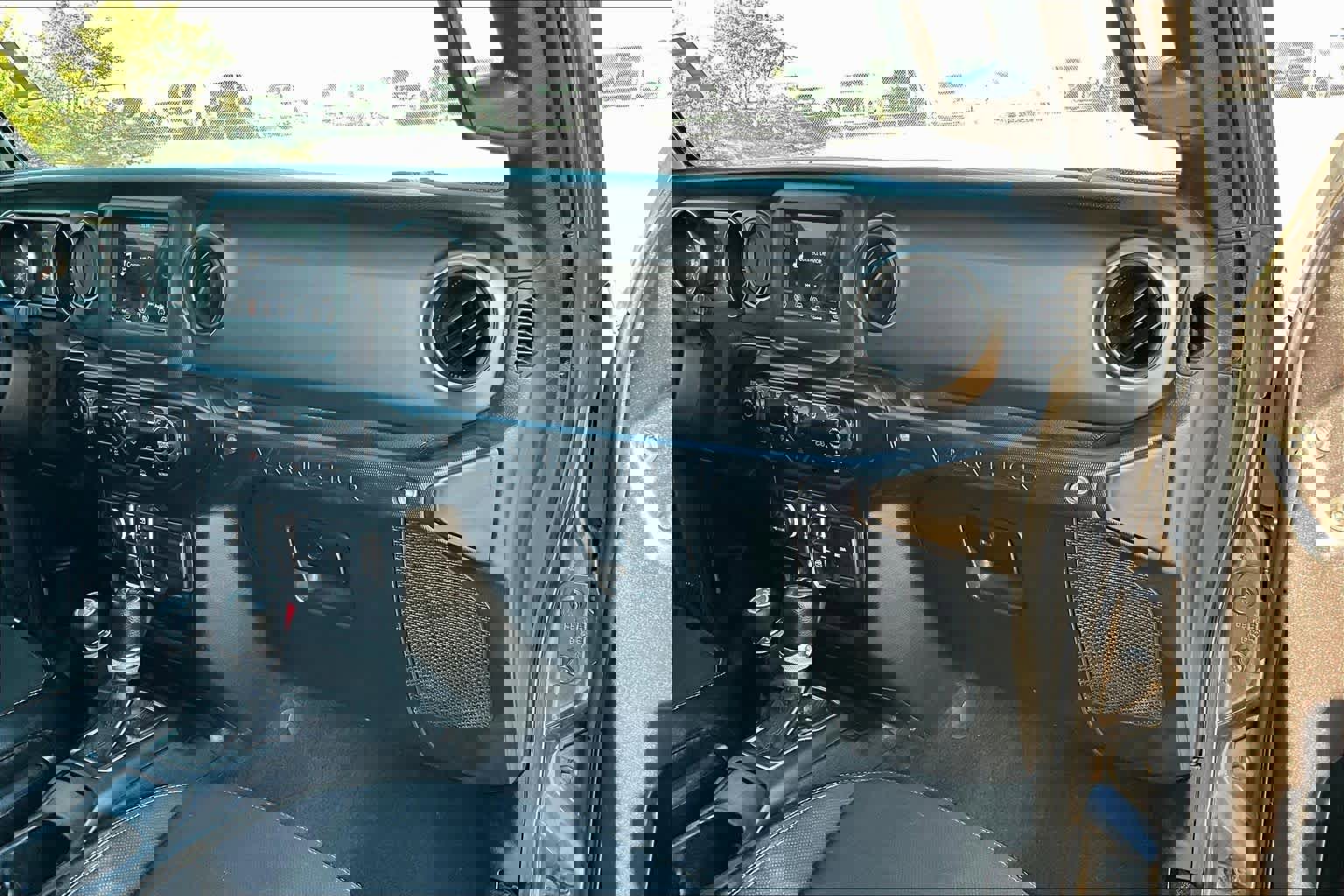 Used 2021 Jeep Wrangler Unlimited Sport image 16