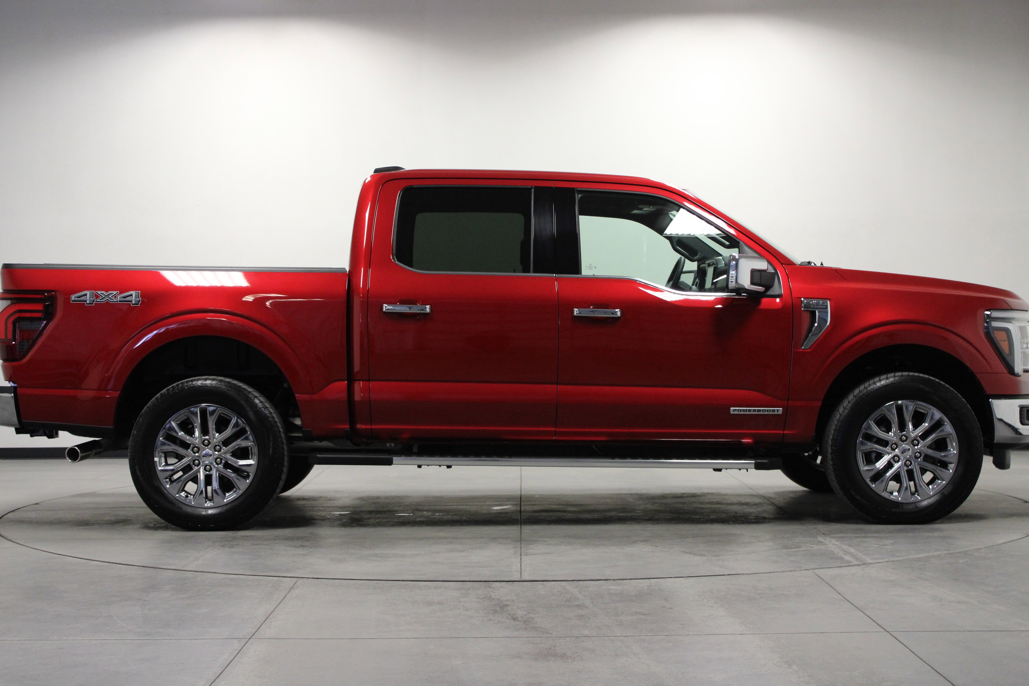 Used 2025 Ford F150 Lariat w/ Equipment Group 502A High image 3