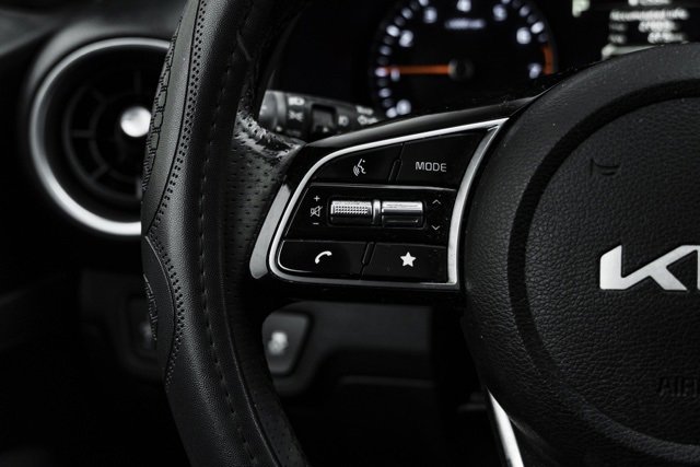 Used 2024 Kia Forte GT-Line w/ GT-Line Premium Package image 11