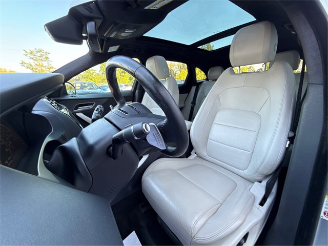 Used 2017 Jaguar F-PACE First Edition image 24