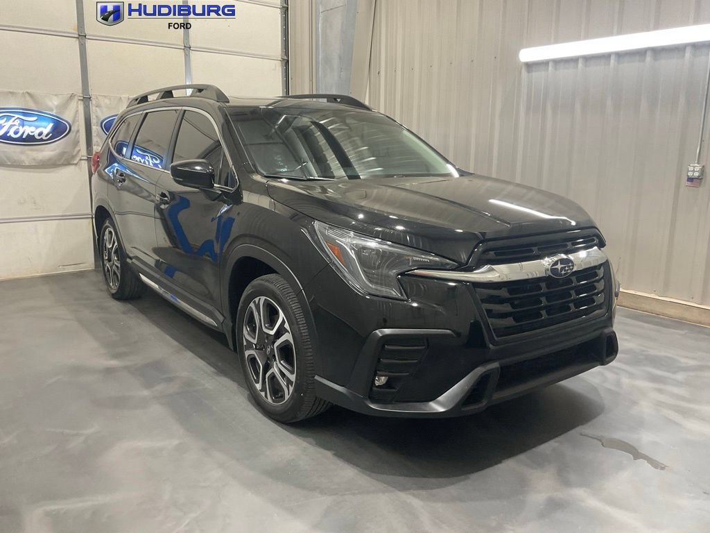 Used 2024 Subaru Ascent Limited w/ Technology Package