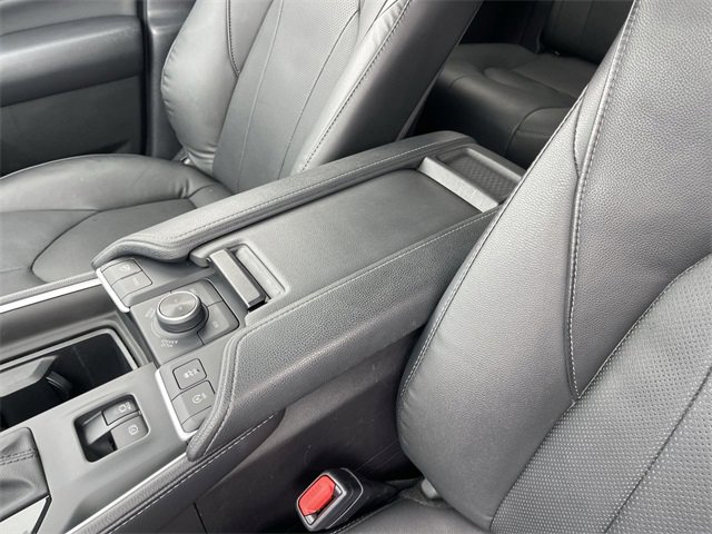 Used 2024 Toyota Grand Highlander Platinum image 21
