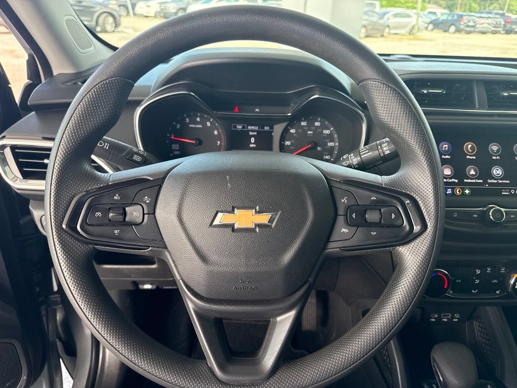 Used 2023 Chevrolet TrailBlazer LT FWD image 18