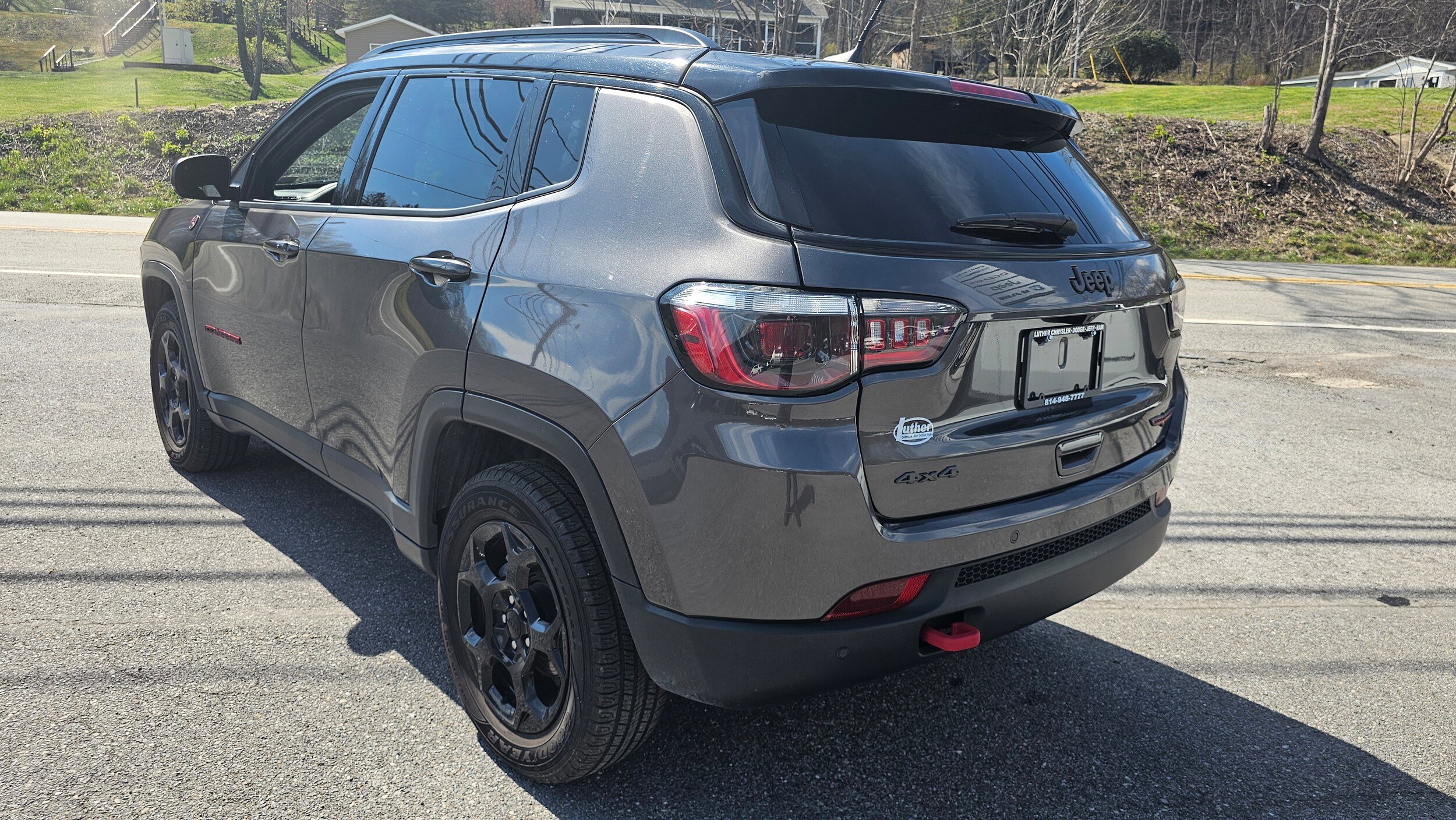 Used 2023 Jeep Compass Trailhawk AWD/4WD image 16