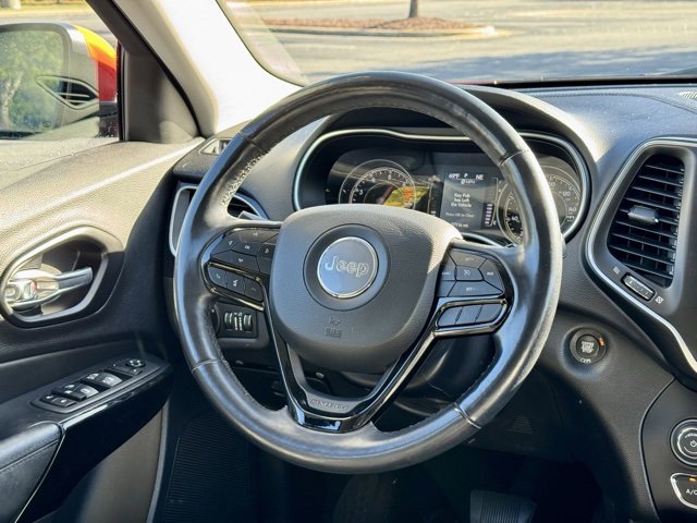 Used 2021 Jeep Cherokee Latitude Plus image 20