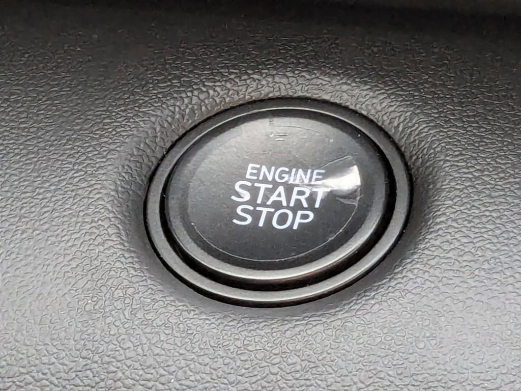 Used 2026 Hyundai Elantra Sport image 28
