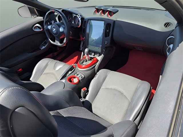 Used 2016 Nissan 370Z Touring image 12