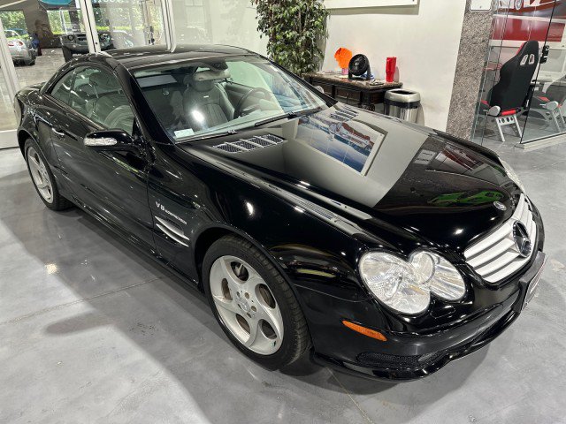 Used 2005 Mercedes-Benz SL 55 AMG image 10