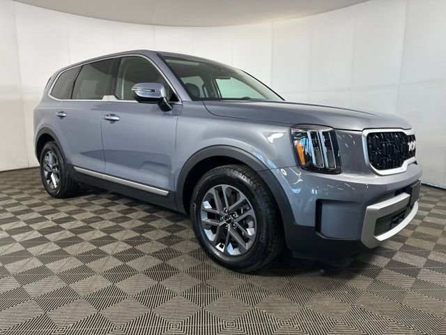 Used 2023 Kia Telluride LX image 2
