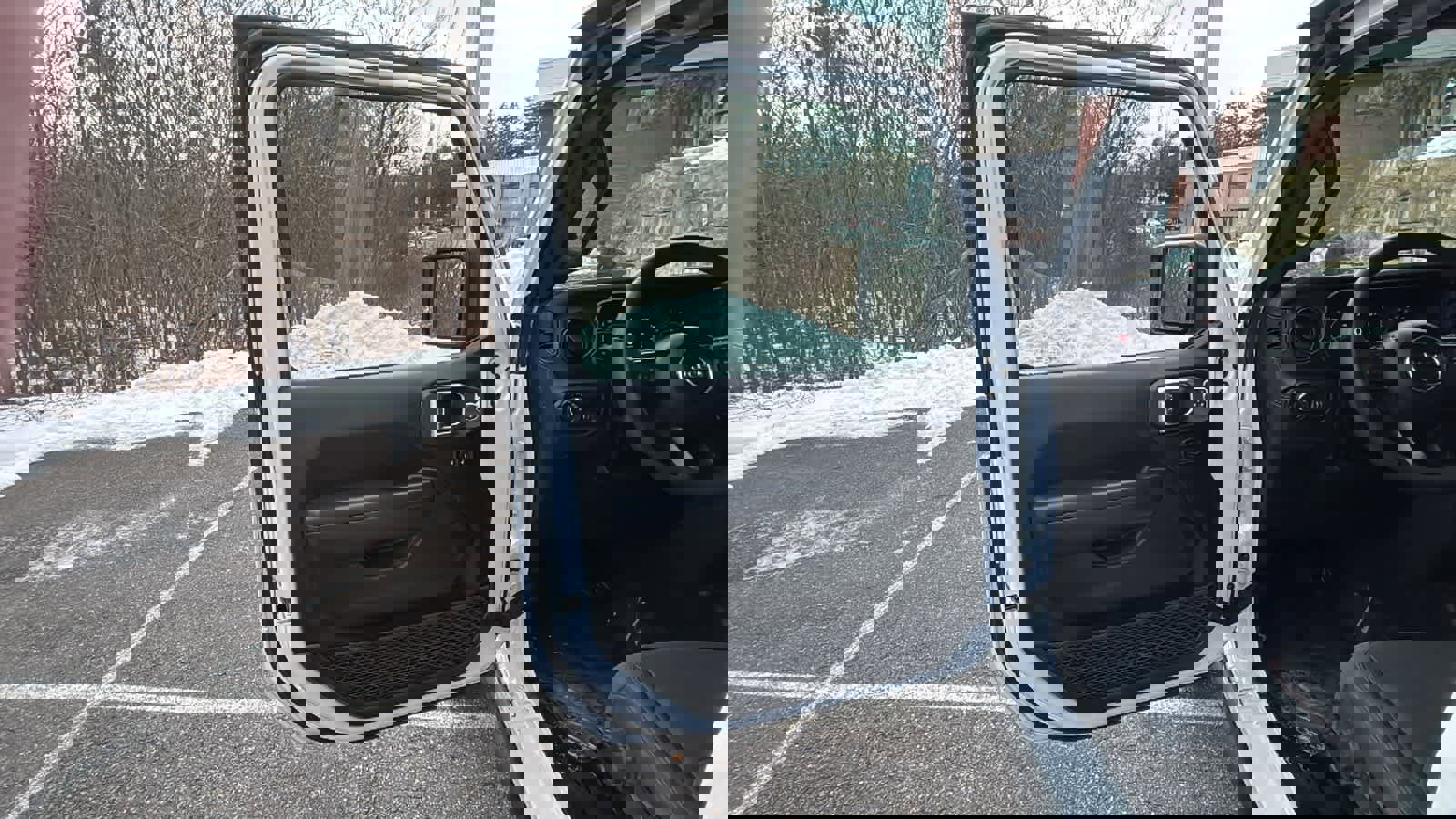 Used 2025 Jeep Wrangler Unlimited Rubicon image 23