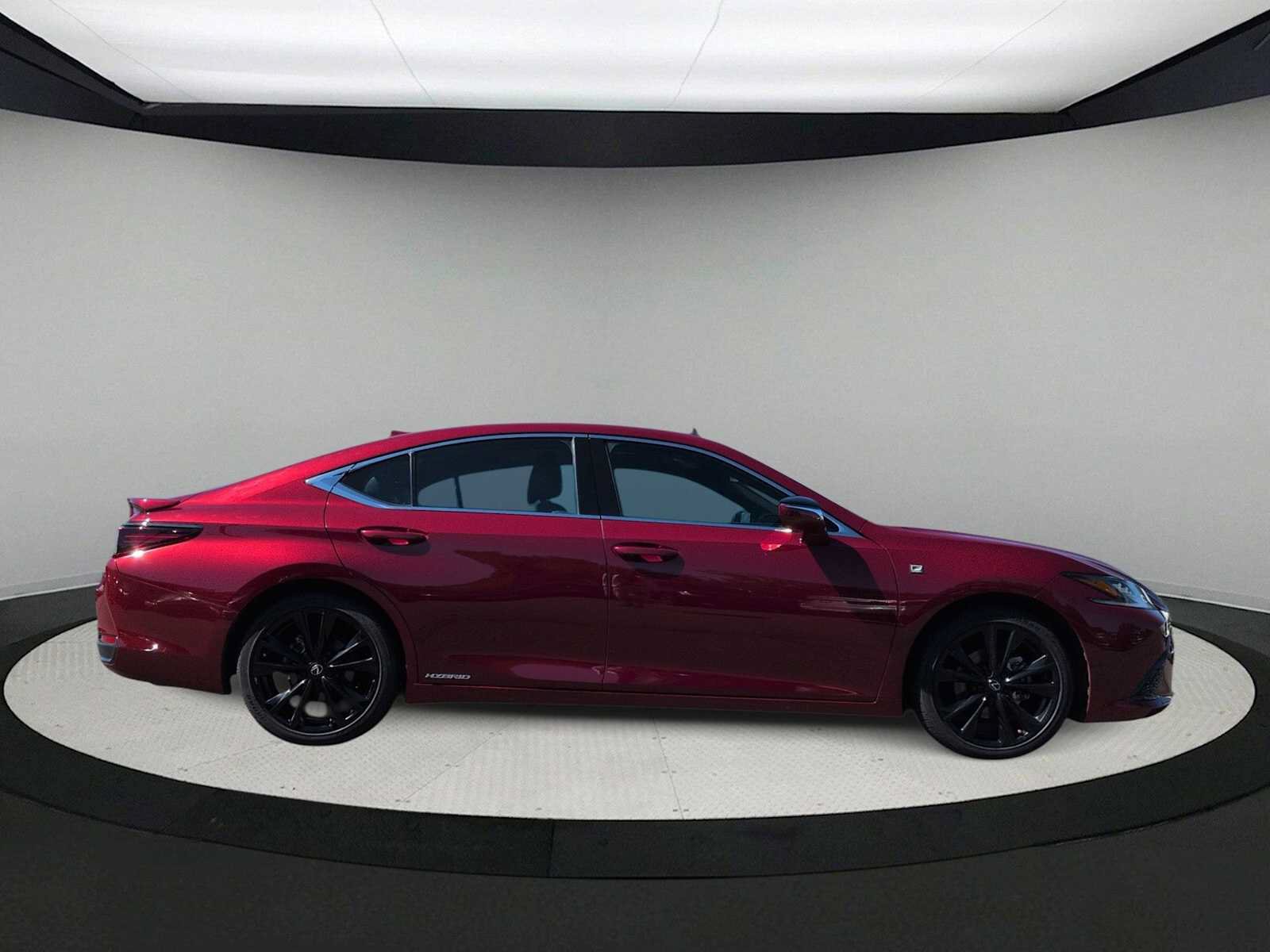 Used 2022 Lexus ES 300h F Sport w/ Accessory Package FWD image 9