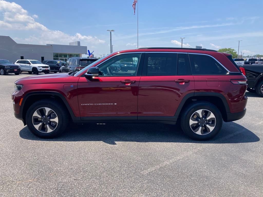 New 2024 Jeep Grand Cherokee Limited 4xe w/ Luxury Tech Group II AWD/4WD video 2