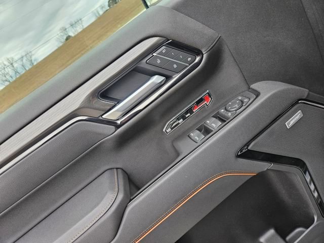 Used 2025 GMC Sierra 1500 AT4 w/ AT4 Premium Package image 11