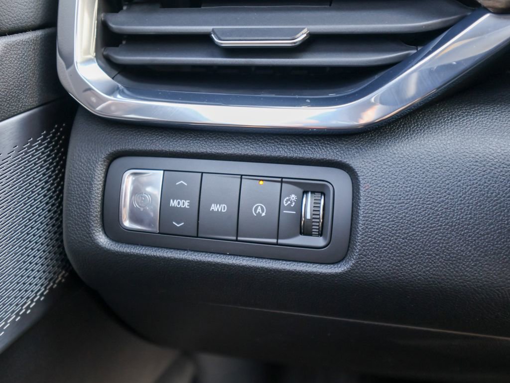 New 2026 GMC Acadia Denali Ultimate w/ LPO, Floor Liner Package image 41