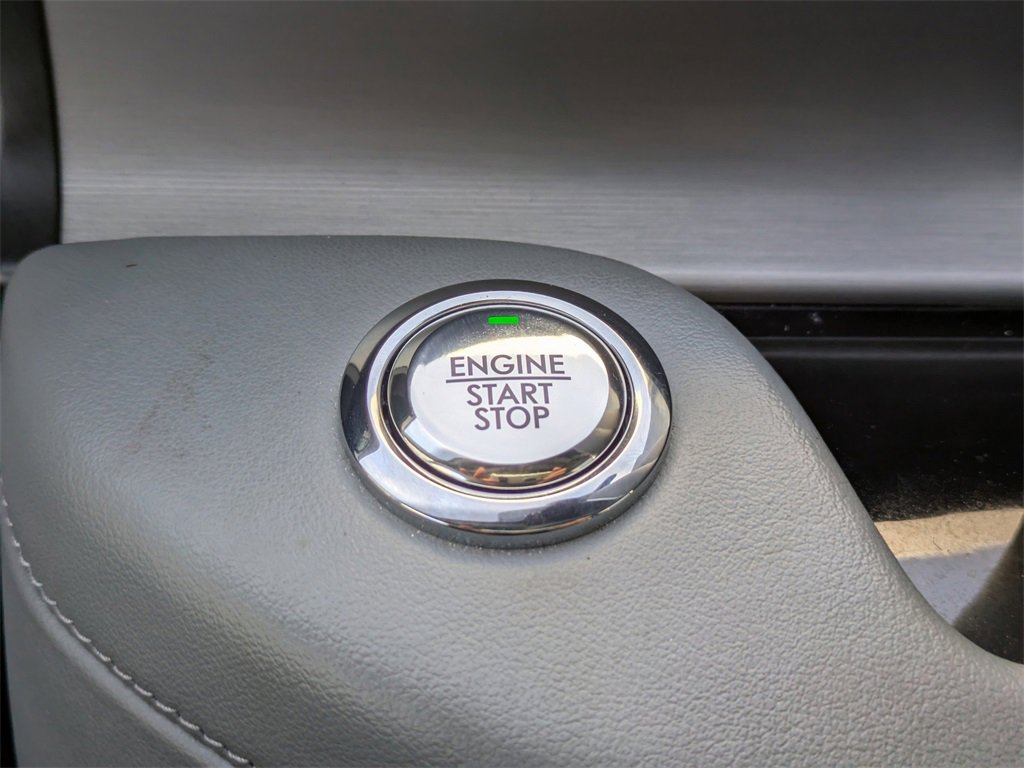 Used 2021 Lincoln Aviator Reserve w/ Equipment Group 201A image 34