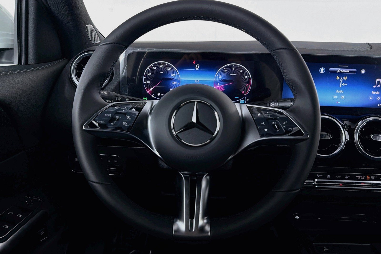 New 2026 Mercedes-Benz GLA 250 image 19