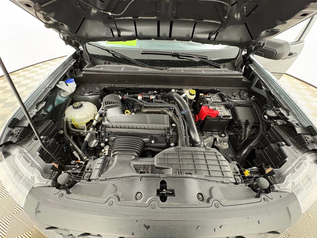 Certified 2025 Ford Maverick XL w/ Equipment Group 102A image 30