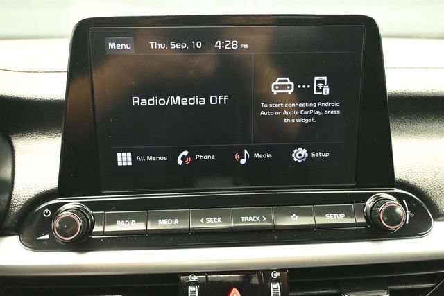 Used 2024 Kia Forte LXS w/ LXS Technology Package FWD image 17