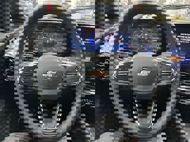 New 2026 Chevrolet Equinox EV LT image 22