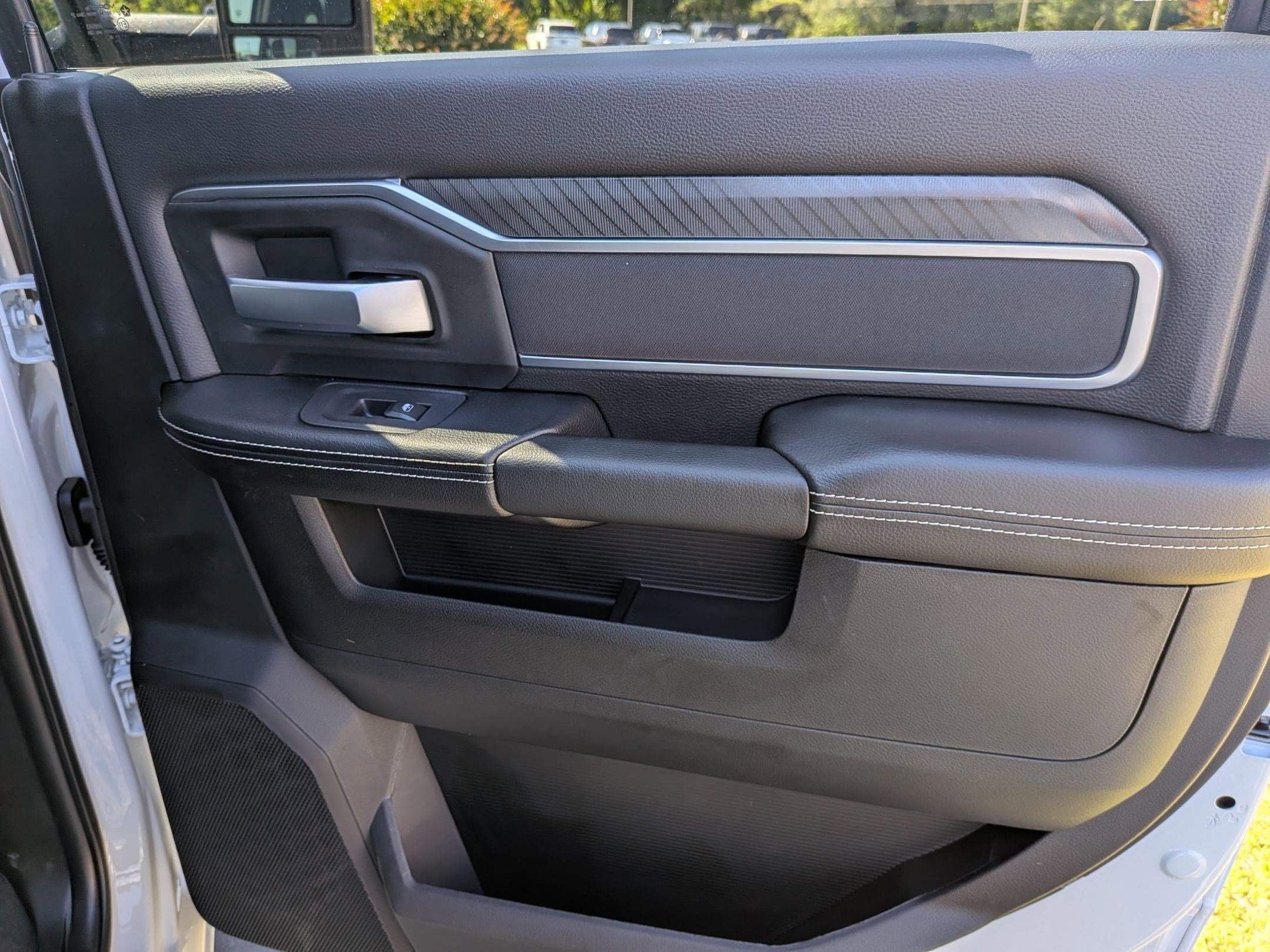 New 2026 RAM 3500 Big Horn AWD/4WD image 22