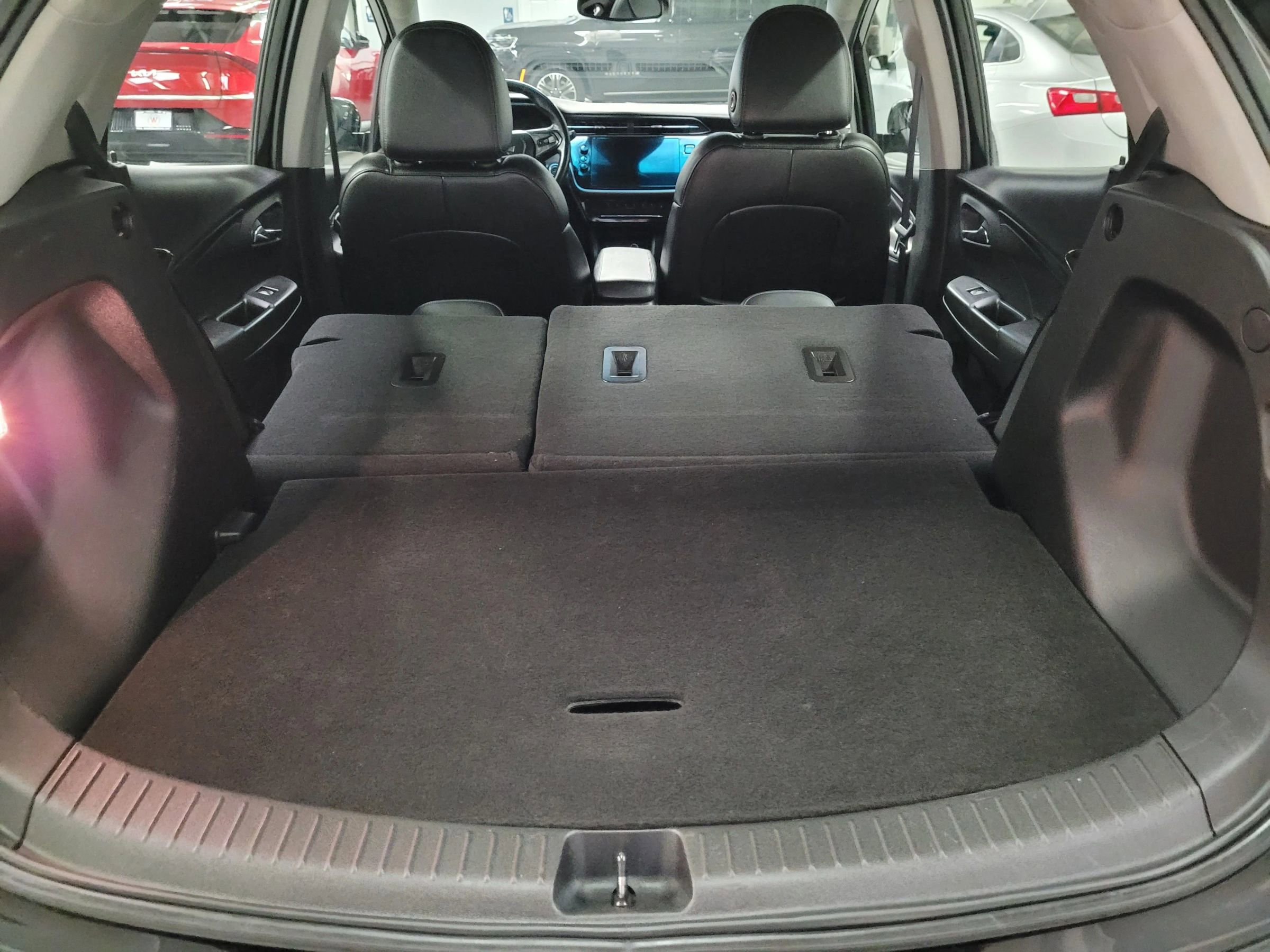 Used 2023 Chevrolet Bolt LT image 35