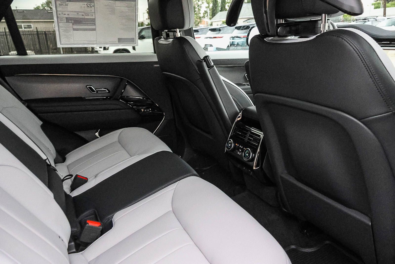 New 2026 Land Rover Range Rover Sport Dynamic SE AWD/4WD image 20