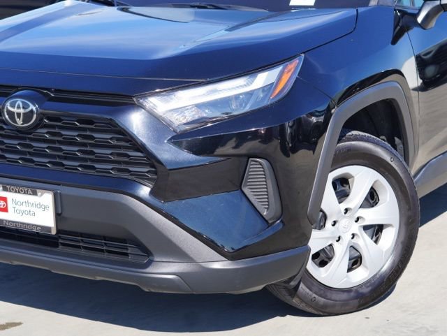 Certified 2024 Toyota RAV4 LE AWD/4WD image 4