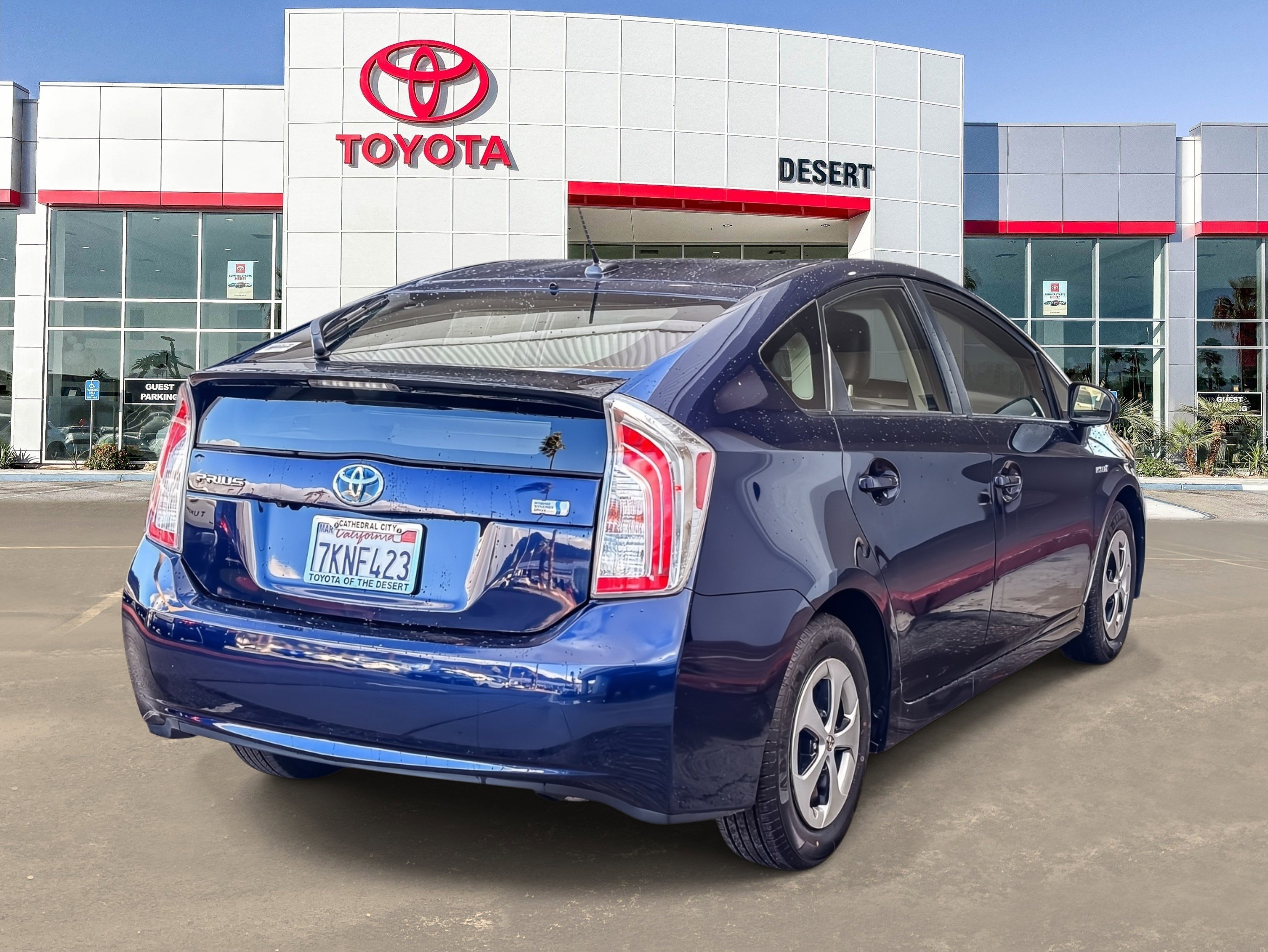 Used 2015 Toyota Prius Four image 7