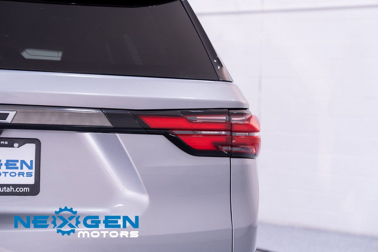 Used 2023 Chevrolet Traverse RS w/ LPO, Floor Liner Package image 61