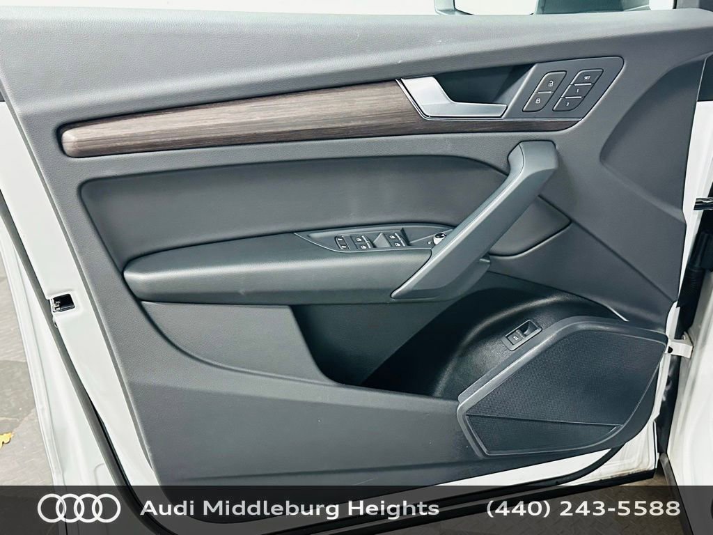 Certified 2023 Audi Q5 2.0T Premium w/ Convenience Package image 31