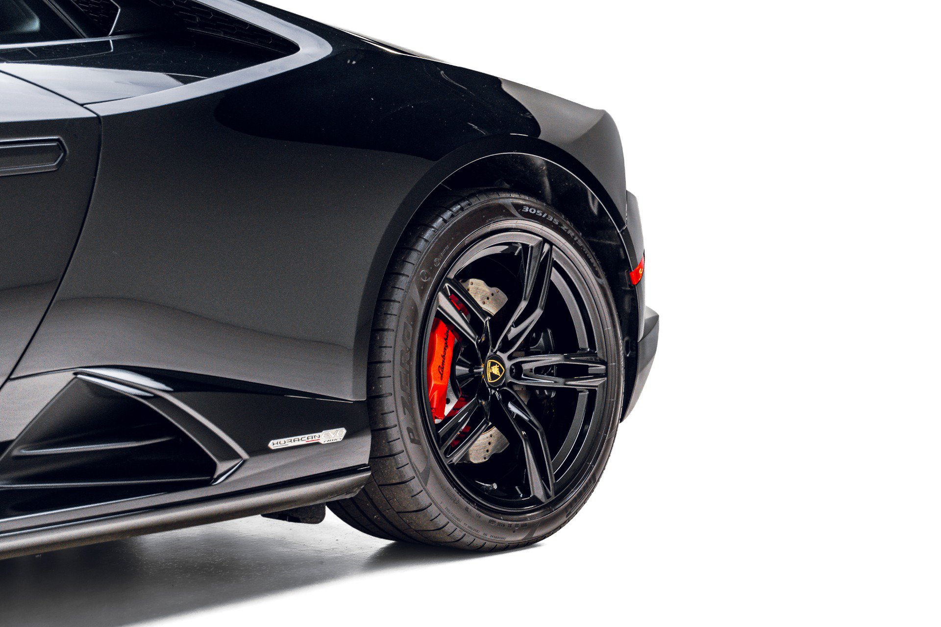 Used 2021 Lamborghini Huracan EVO RWD image 16