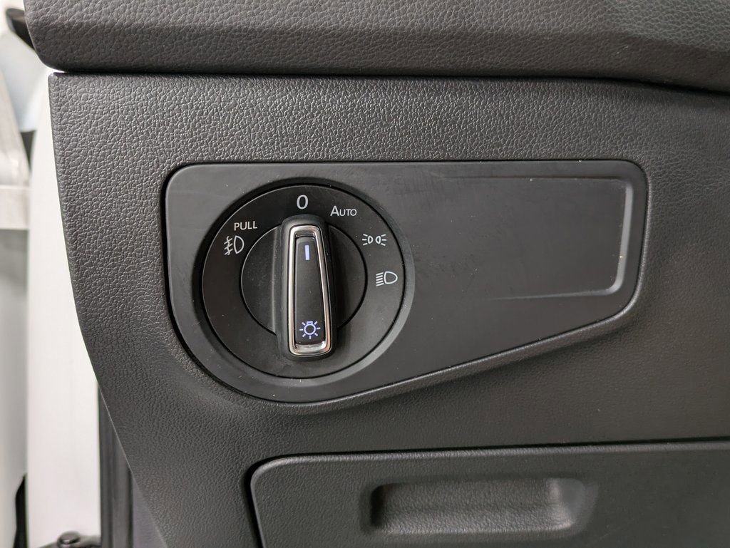 Used 2019 Volkswagen Tiguan SEL w/ 3rd Row Seat Package image 21