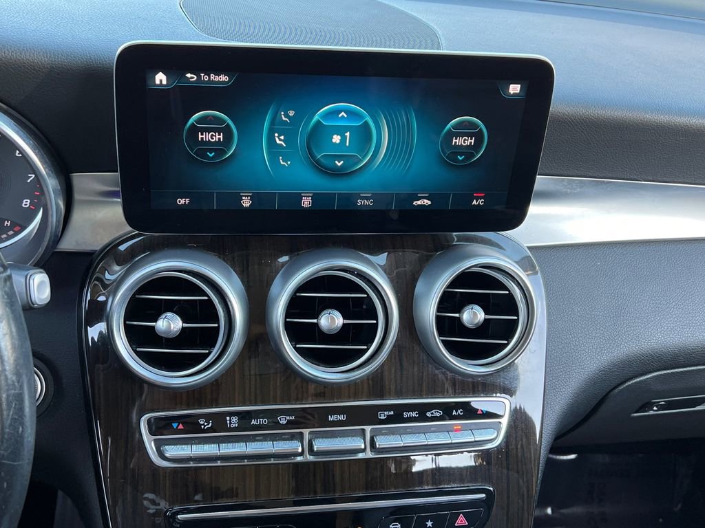 Used 2022 Mercedes-Benz GLC 300 image 22