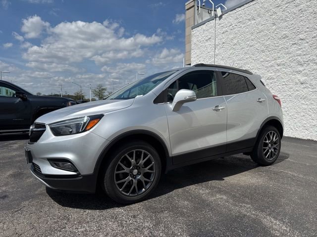Used 2018 Buick Encore Sport Touring FWD image 3