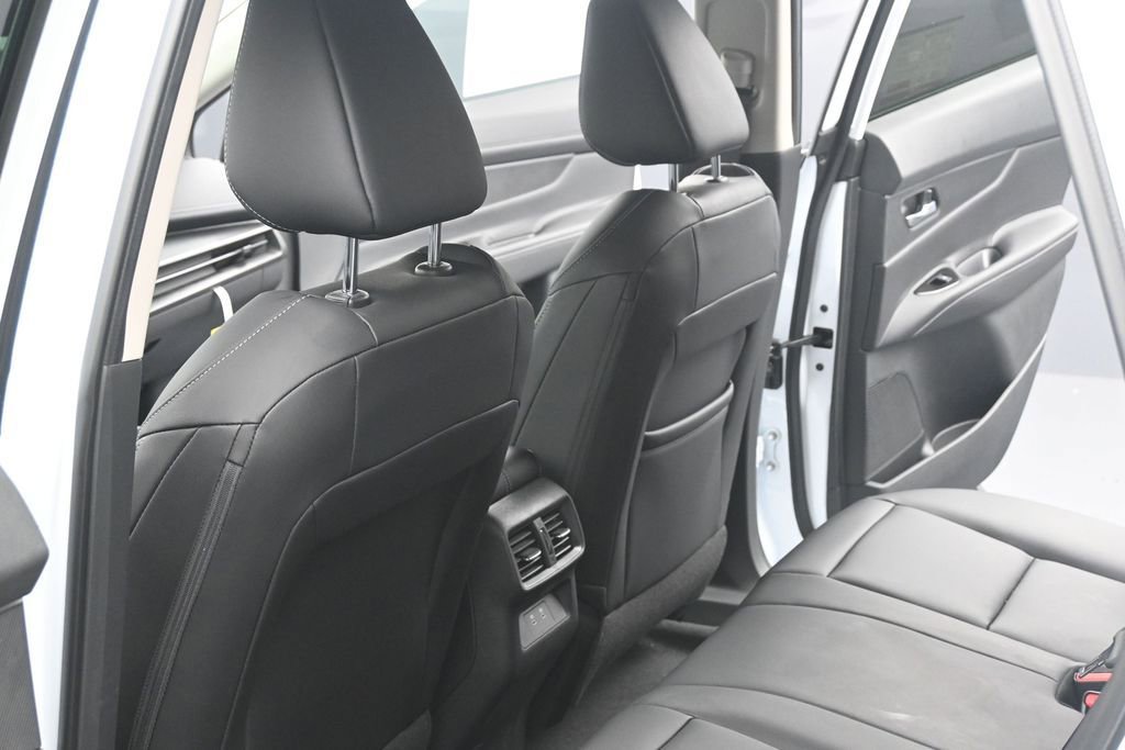 New 2026 Nissan Murano SV AWD/4WD image 17
