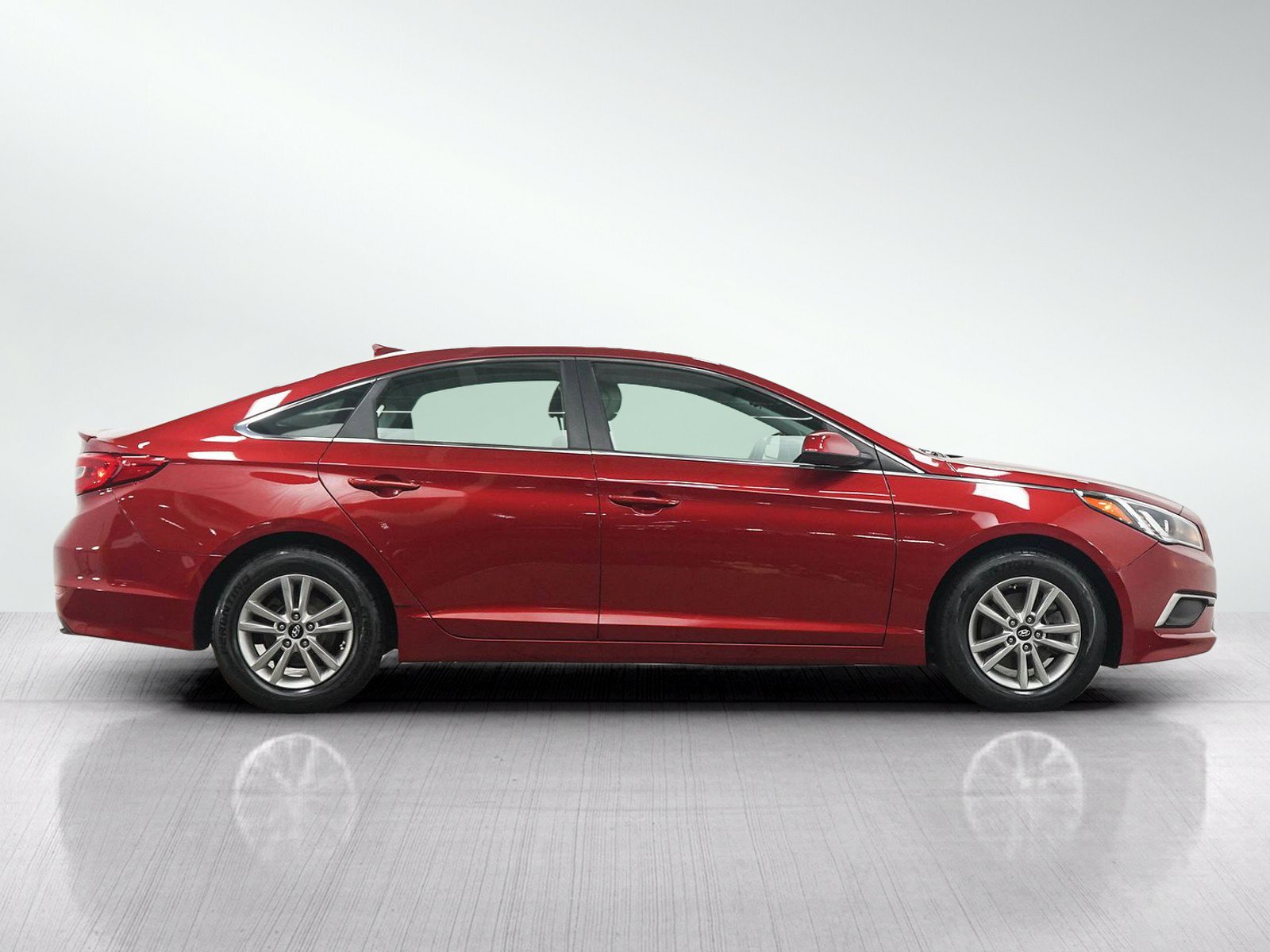 Used 2017 Hyundai Sonata SE FWD image 6