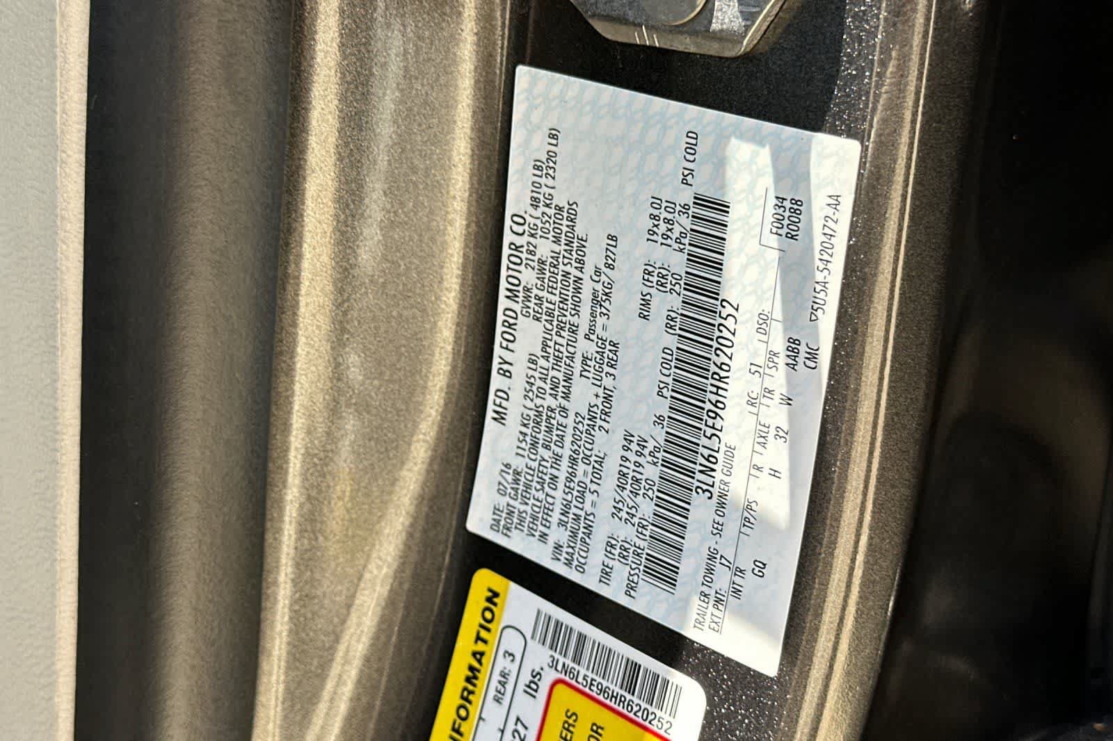 Used 2017 Lincoln MKZ Reserve FWD image 36