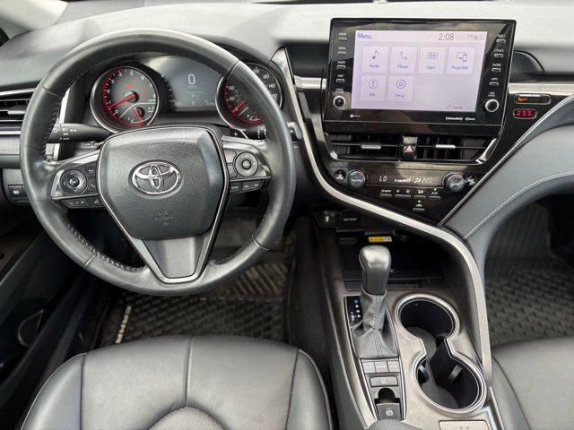 Used 2024 Toyota Camry XSE AWD/4WD image 3