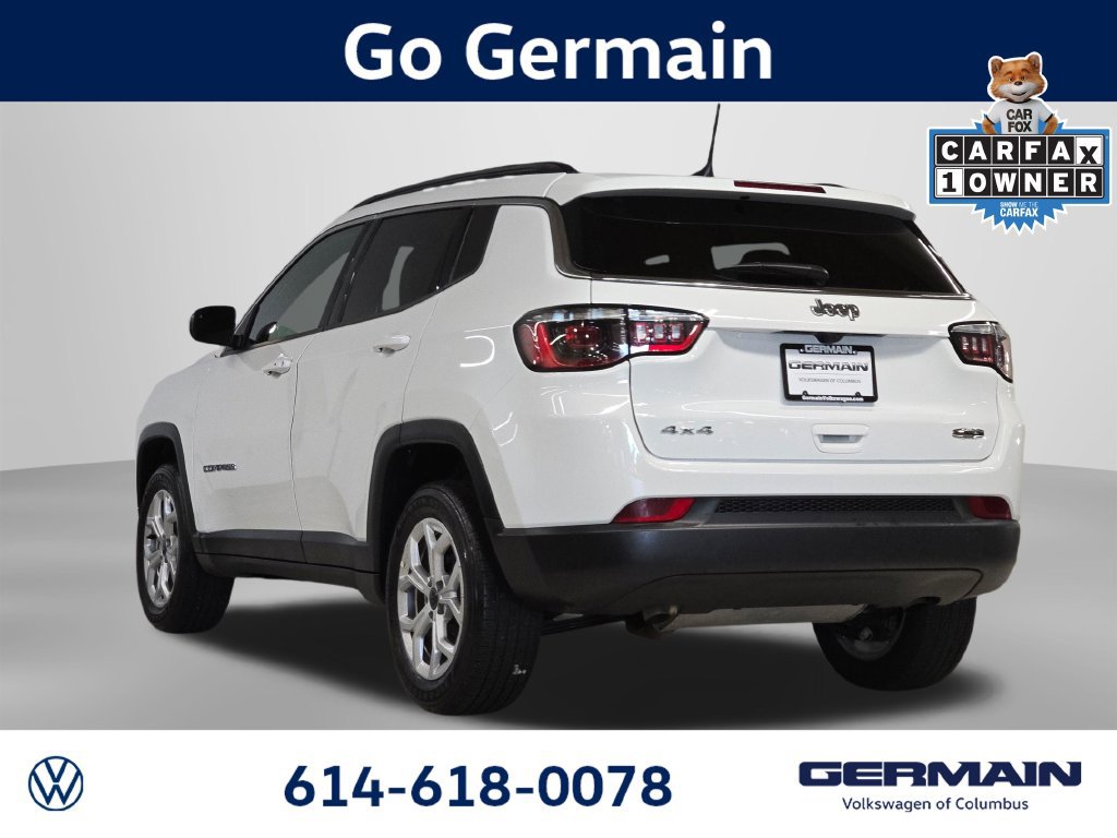 Used 2025 Jeep Compass Latitude AWD/4WD image 10