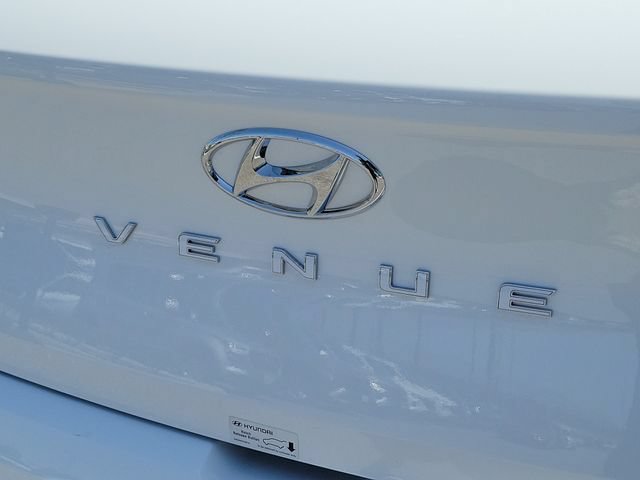 Certified 2026 Hyundai Venue SE FWD image 25