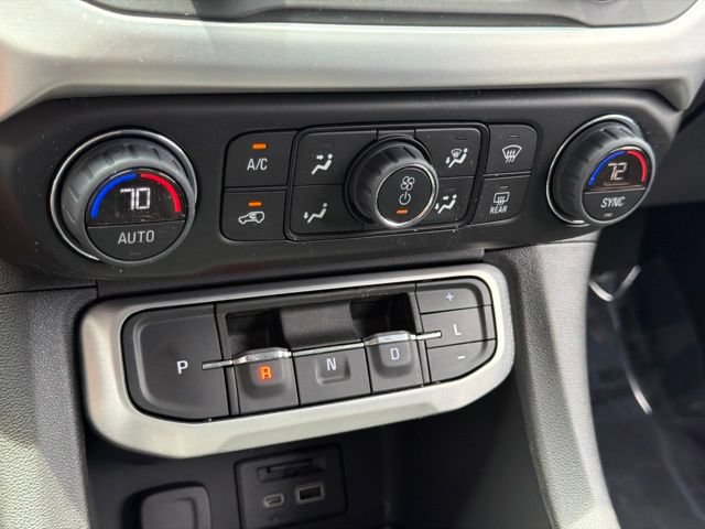 Used 2023 GMC Acadia SLT w/ Elevation Edition FWD image 29