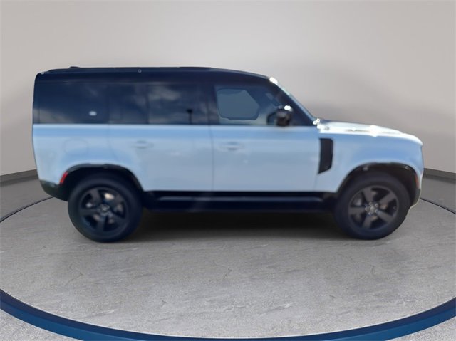 Certified 2021 Land Rover Defender 110 X-Dynamic SE image 5