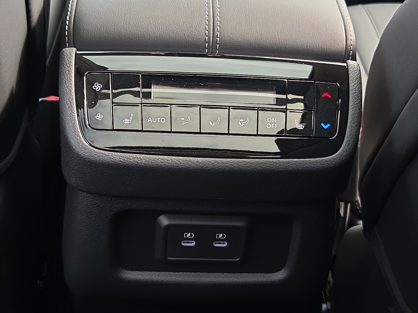 New 2026 INFINITI QX60 Luxe w/ Cargo Package image 13