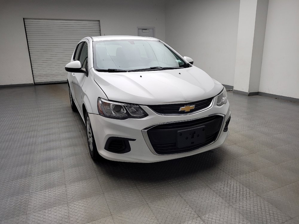 Used 2019 Chevrolet Sonic LT FWD image 14